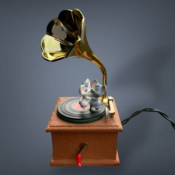 1990 Hallmark Keepsake Christmas Ornament – “Song and Dance” Magic Motion Music - Picture 2 of 5